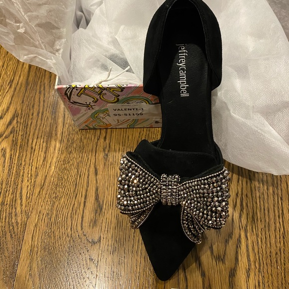 Jeffrey Campbell Shoes - Brand new gorgeous Jeffrey Campbell Flats
